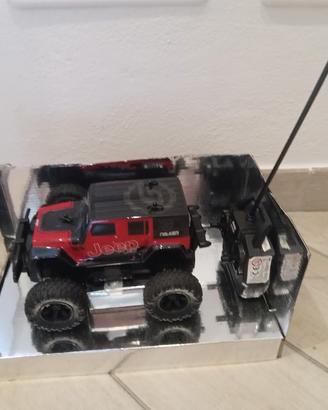 RADIOCOM - Jeep Rubicon 1/24 telecomandata