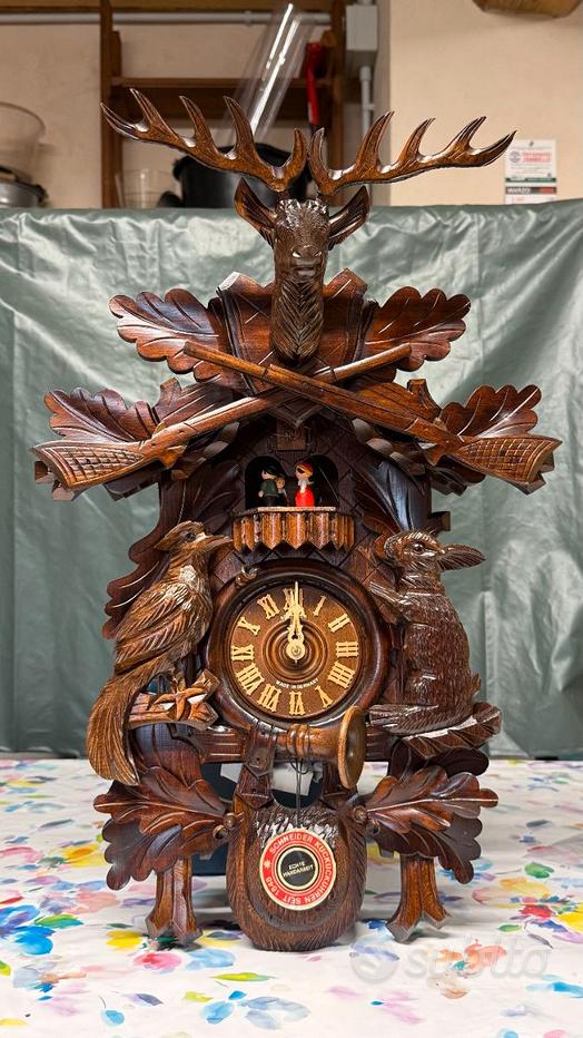 Orologio a cucù della Foresta Nera vintage anni '70, Germania occidentale - Tema dei cacciatori - Italia