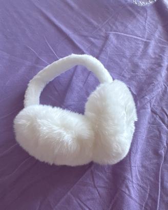 Paraorecchie bianco morbido