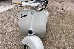 Vespa vna prima serie anno 1957