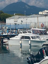 Motoscafo Coronet marina di carrara