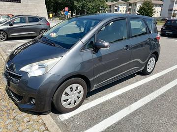 Toyota verso S