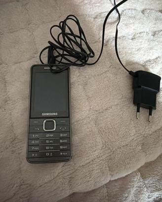 Samsung GT-S5611
