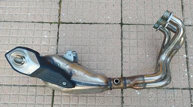 Scarico e collettori originali Yamaha MT 09