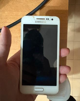 Samsung Galaxy A3 (2015)