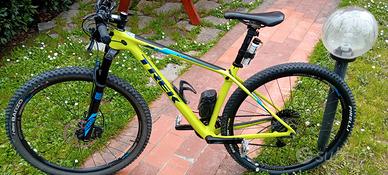 MTB Trek Pro Caliber 9.7  29  carbonio 