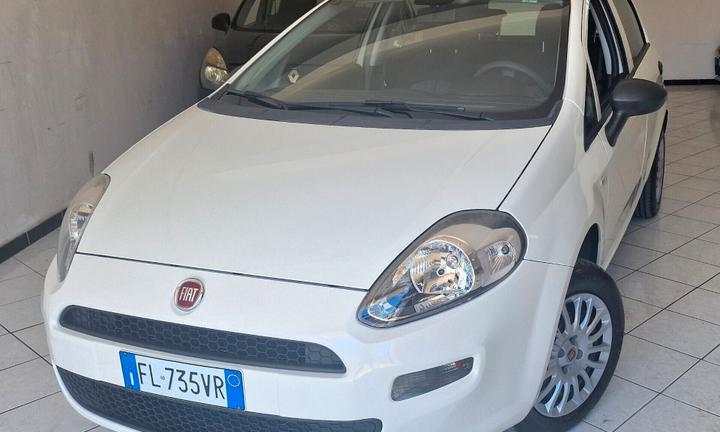 Fiat Punto 1.4 8V Anno 2017..METANO CASA MADRE