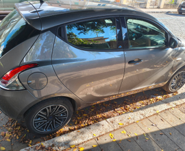 Lancia y dicembre 2019 115000