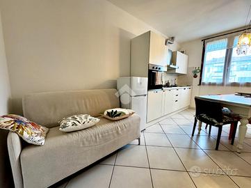 MONOLOCALE A SAN MAURO PASCOLI