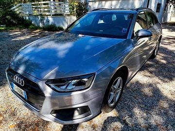 Audi A4 Avant 163 cv 2021