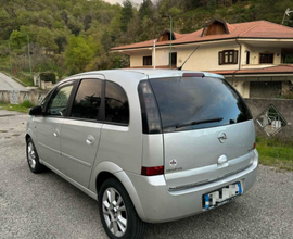 Macchina opel meriva