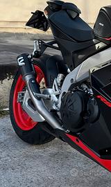 Aprilia Rsv4