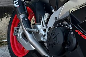 Aprilia Rsv4