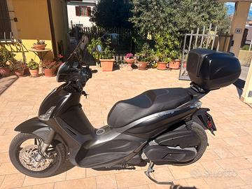 Piaggio Beverly Sport Touring