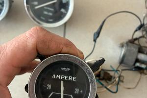 Strumento amperometro