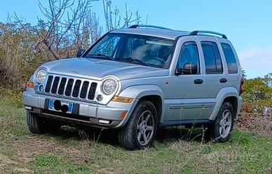 Jeep Cherokee 2.8 Crd "Pari al nuovo"