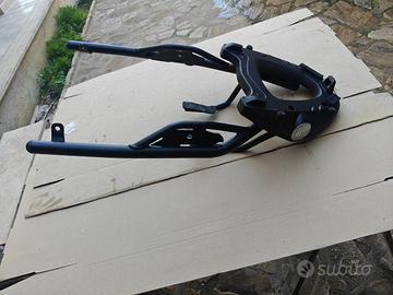 portapacchi specifico GIVI SR2145