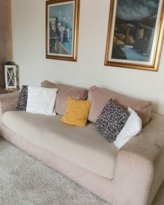  due divani beige 2/3 posti 