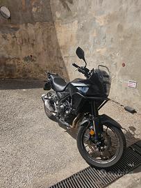 Honda nx500