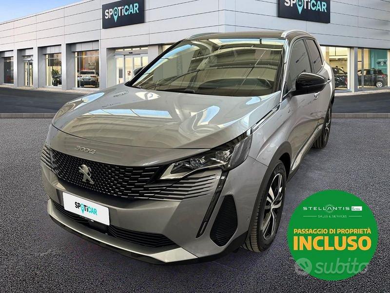 Peugeot e-3008