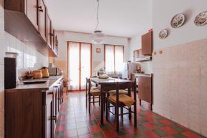 4 LOCALI A CITTÀ DI CASTELLO