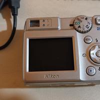 Nikon Coolpix 7600