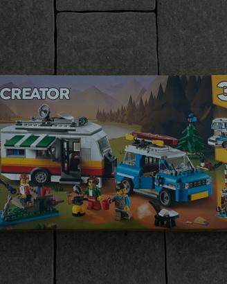 Lego Creator 3in 1  campeggio