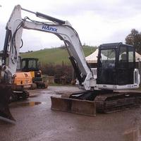 Escavatore usato HANIX H80