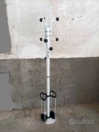 APPENDIABITI PORTA OMBRELLI A PIANTANA