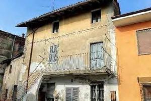 Immobile in asta di 133 m² con 3 locali a Sartiran