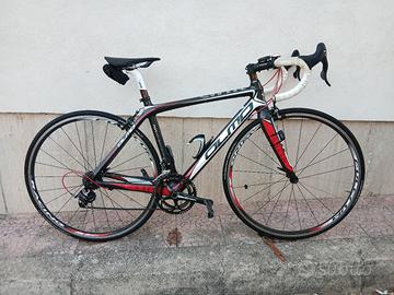 bici da corsa in carbonio Olmo