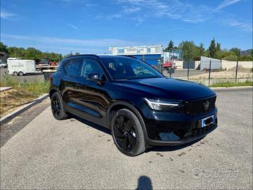 VOLVO XC40 B3 mild hybrid black edition
