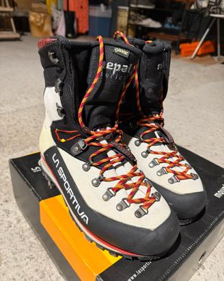 La Sportiva Nepal