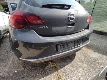 Paraurti posteriore OPEL ASTRA J del 2013