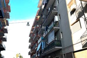 Bilocale Rione Tamburi con ascensore