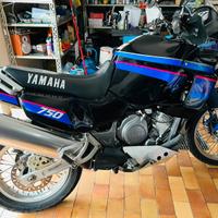 Yamaha xtz750 Super Tenere' (TOP)