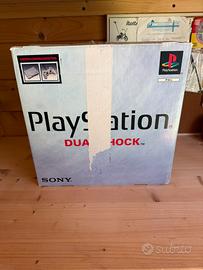 PlayStation 1 completa con scatola