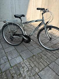 Bicicletta uomo 28 pollici alluminio 21 rapporti
