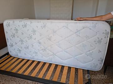 Materasso singolo seminuovo