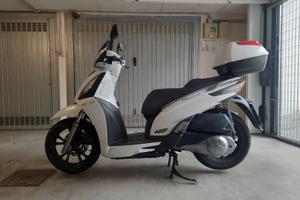 Kymco people 300 gti