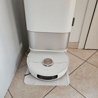 Robot aspirapolvere e lavapavimenti.Dreame home 