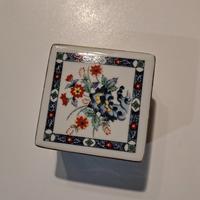 Scatola ceramica giapponese 