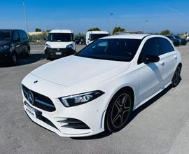 MERCEDES-BENZ A 180 d Automatic Premium