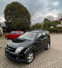 Suzuki Ignis 4WD