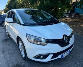 RENAULT Grand Scénic 7 posti
