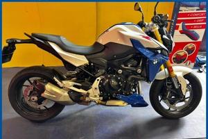 BMW F 900 R Garantita e Finanziabile