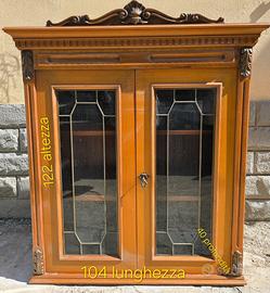 Mobile in legno massello