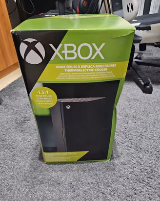 Mini Frigo Xbox Series X originale – 2 alimentator