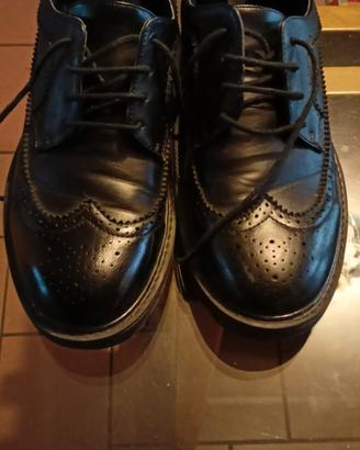 scarpe uomo nere tipo francesina taglia 44.