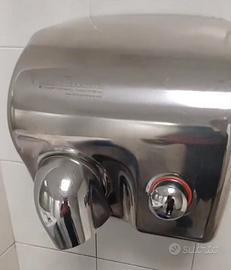 asciugamani elettrico magnum